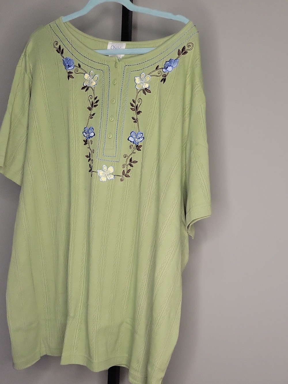 Only Necessities Light Green Embroidered Tunic with Blue & Cream Flowers